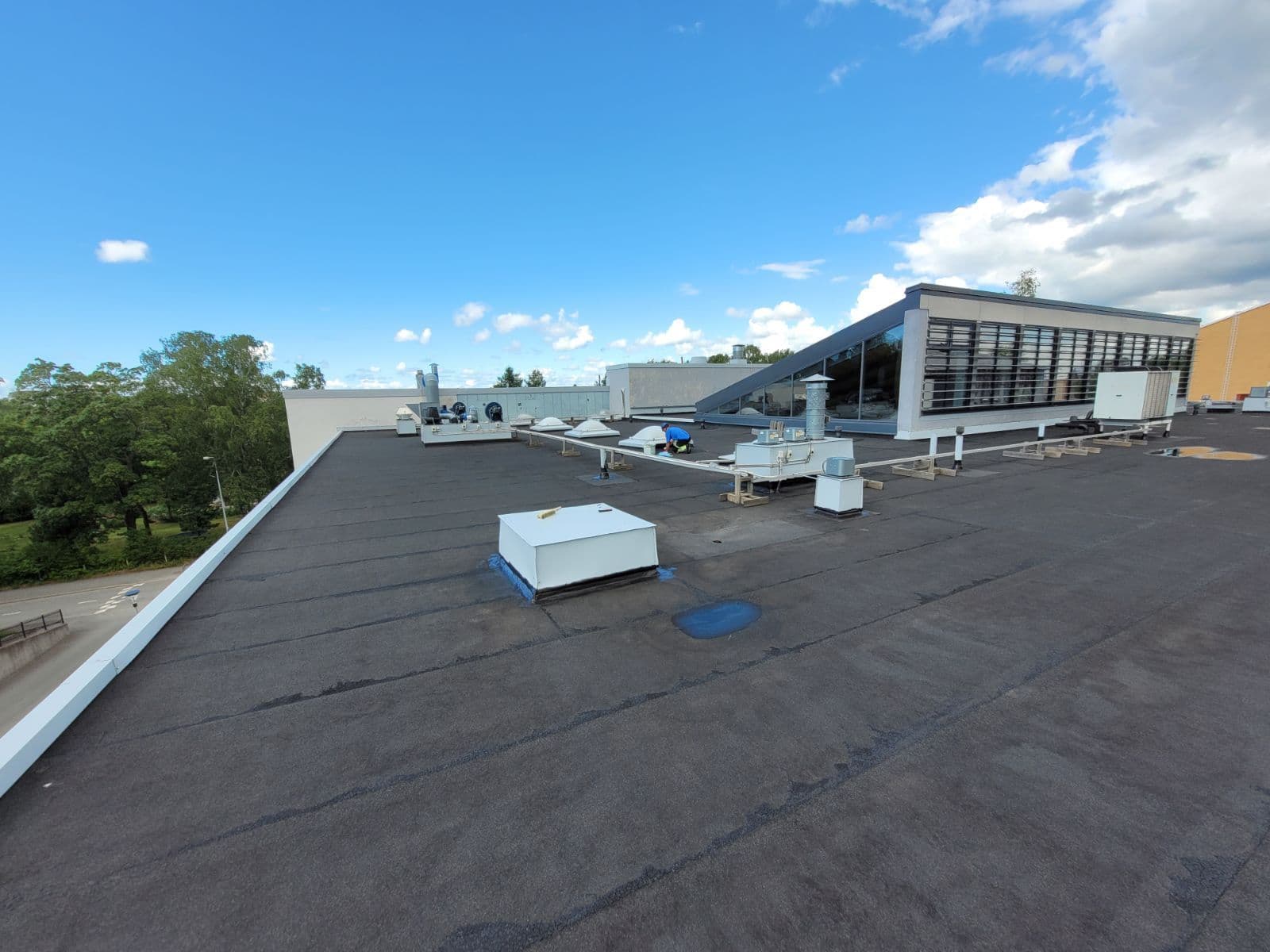 Lamekatuse pesu ja pinnakate - enne